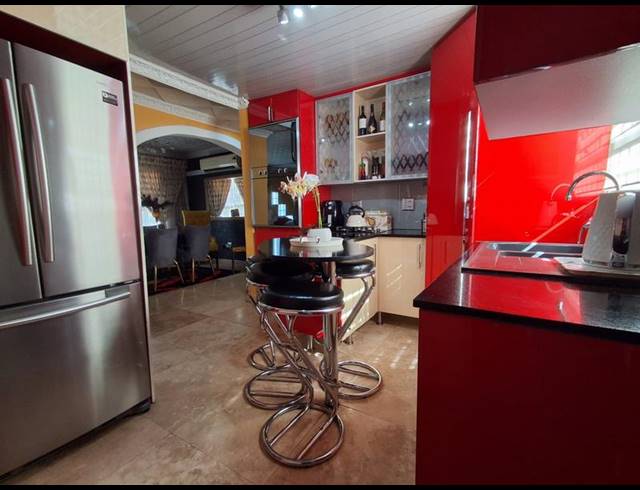 3 BEDROOM HOUSE FOR SALE IN ALVEDA